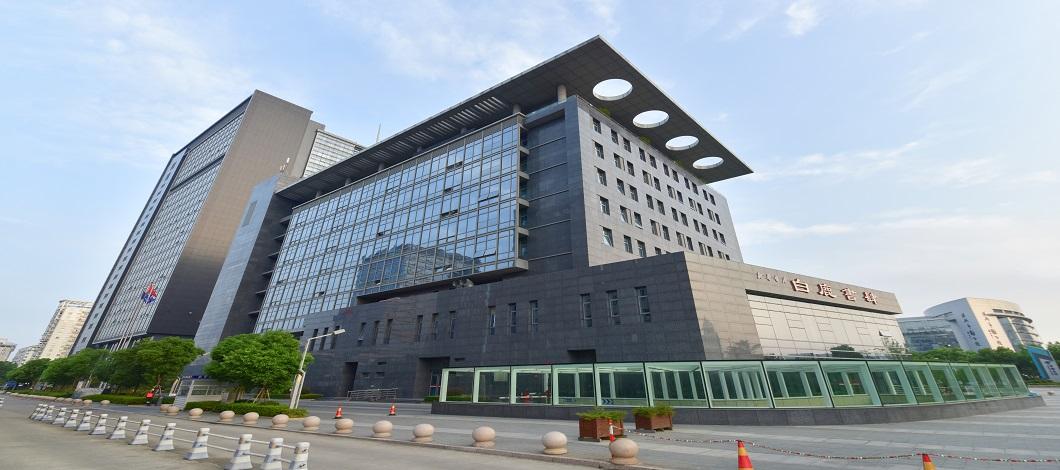 公司承建的浙江溫州電信大樓工程榮獲兩項(xiàng)（土建、安裝）中國(guó)建設(shè)工程魯班獎(jiǎng)